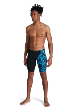 Speedo Allover V-Cut Jammer - Black/ Pool -Swimming Gear Shop tumbnail 67c74567 7217 4ed7 af9b 4a5784c77fc0